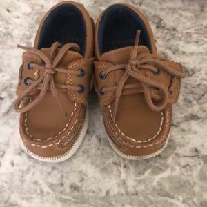 Crown & Ivy toddler boat shoe
